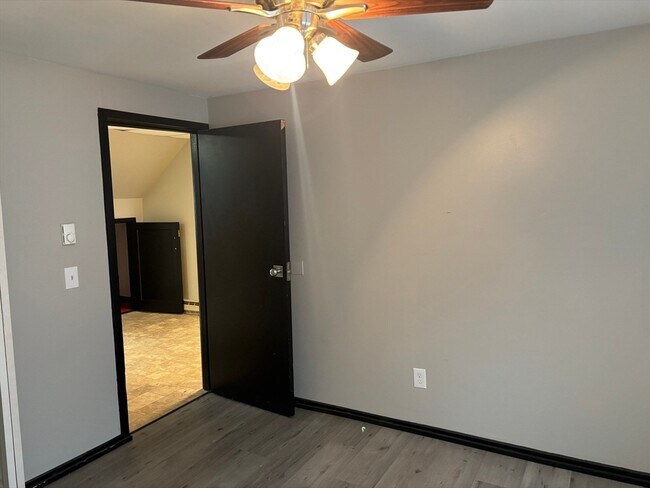 Building Photo - 1 Cheney St