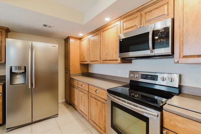 Building Photo - 100 Oakmont Ln