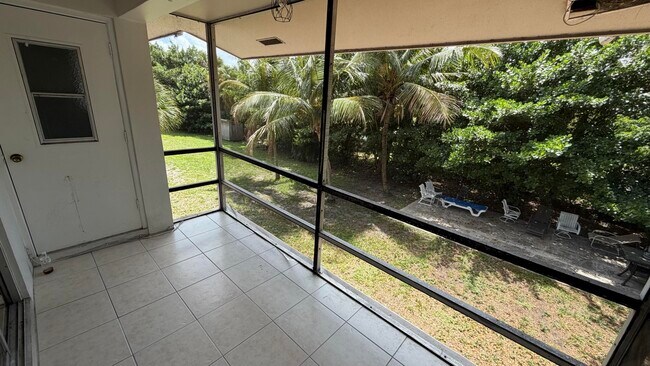 Building Photo - 4061 NW 9th Ave