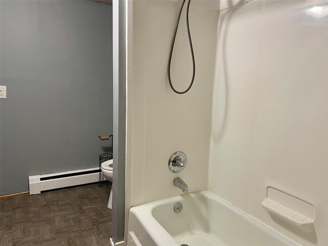 Building Photo - 705 N McKinley Ave