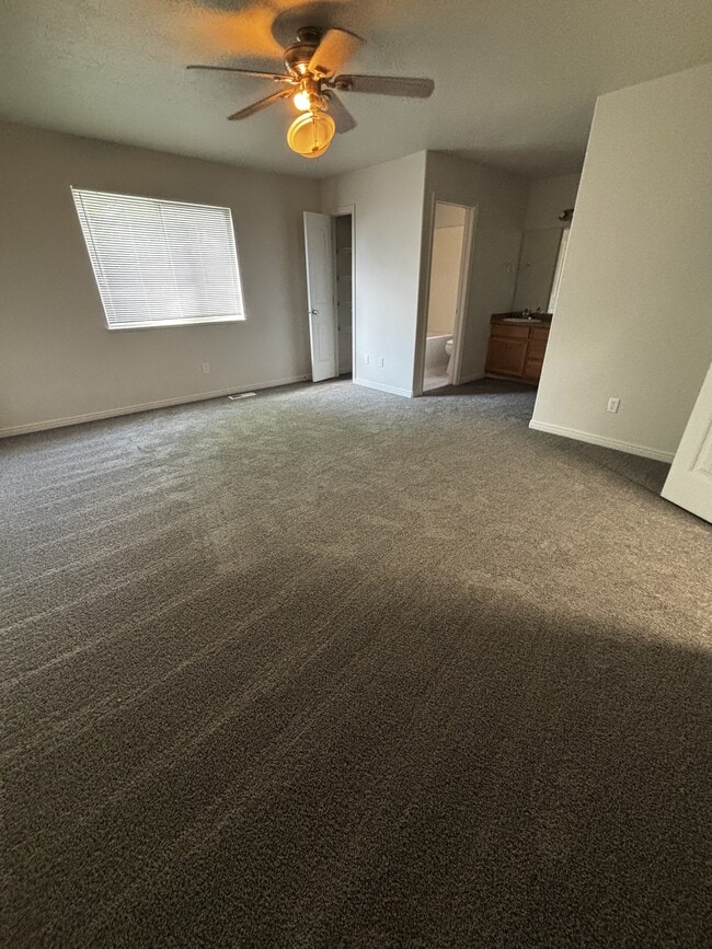 Building Photo - 4815 Levi Ln