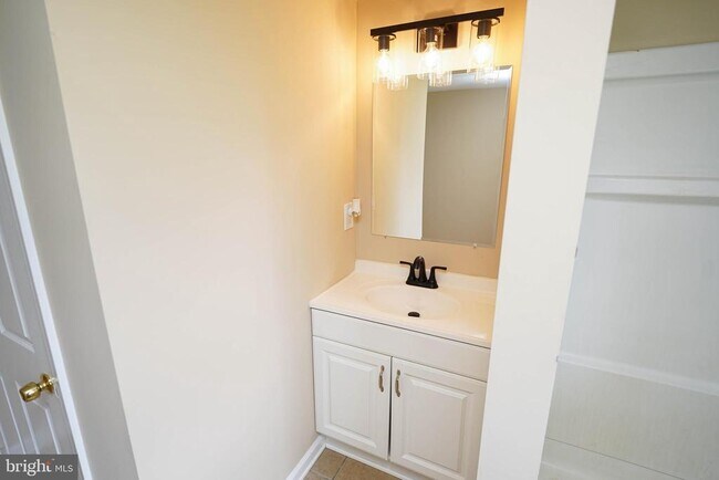 Building Photo - 30446 Zion Rd