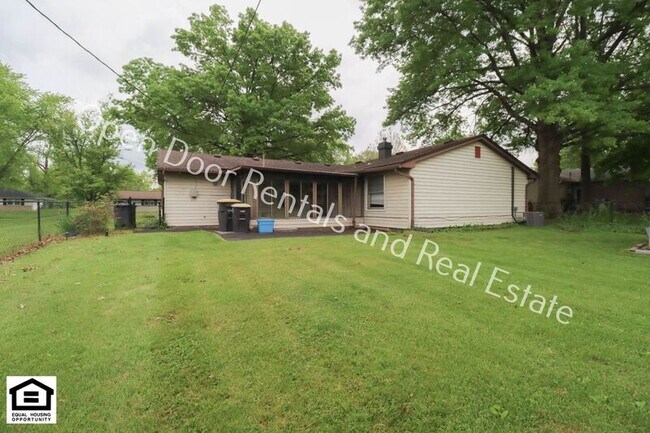 Building Photo - 6305 Salge Dr