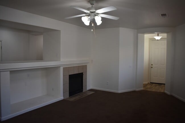 Building Photo - 1283 Orion Ct