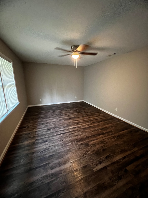 Building Photo - 4475 Pyburn St