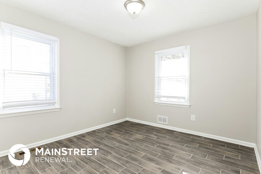 Building Photo - 109 Woodhaven Dr