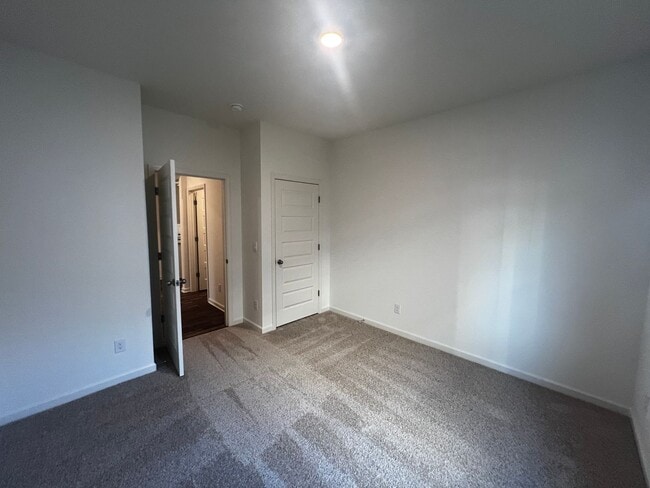 Building Photo - 4BR One-Level Home in Rosser Farms – Open Floor Plan + Prime Location!