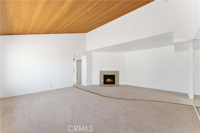 Building Photo - 1230 E Ocean Blvd