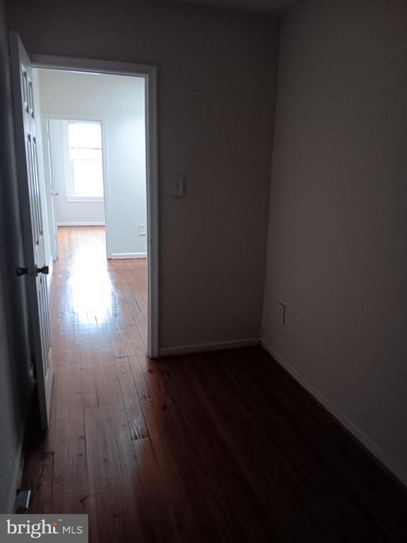 Building Photo - 117 N Glover St