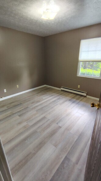 Building Photo - 1016 Arrowhead Dr