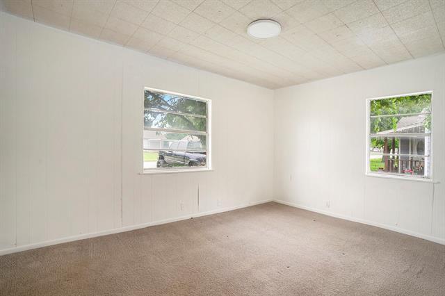 Building Photo - 1708 Redwood Dr
