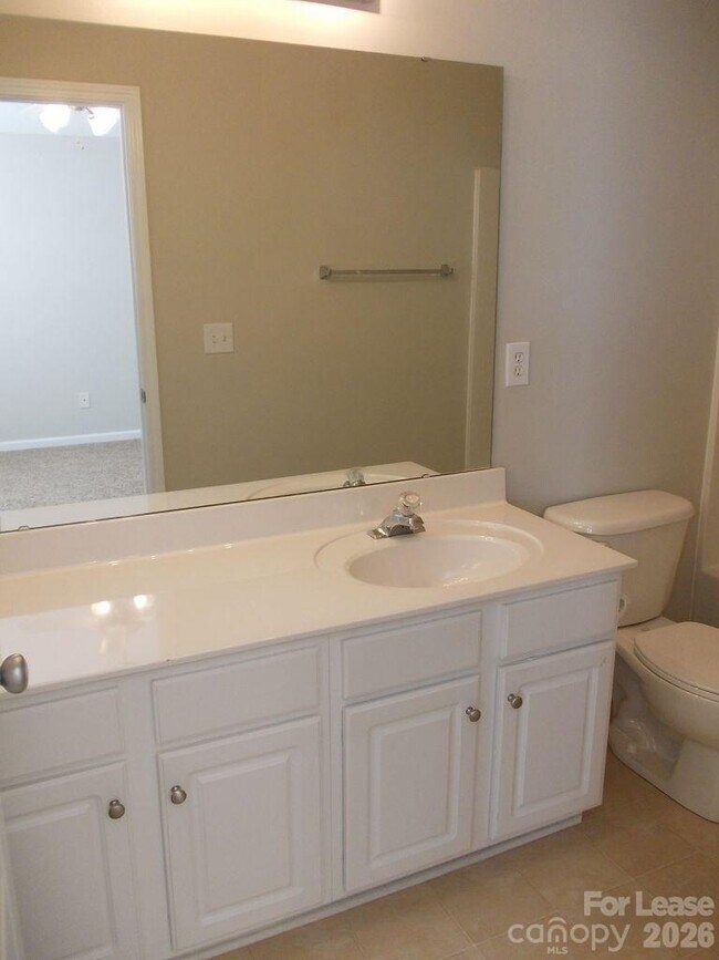 Building Photo - 8488 Chaceview Ct