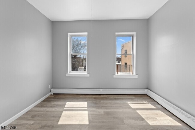 Building Photo - 101 Burgess Pl