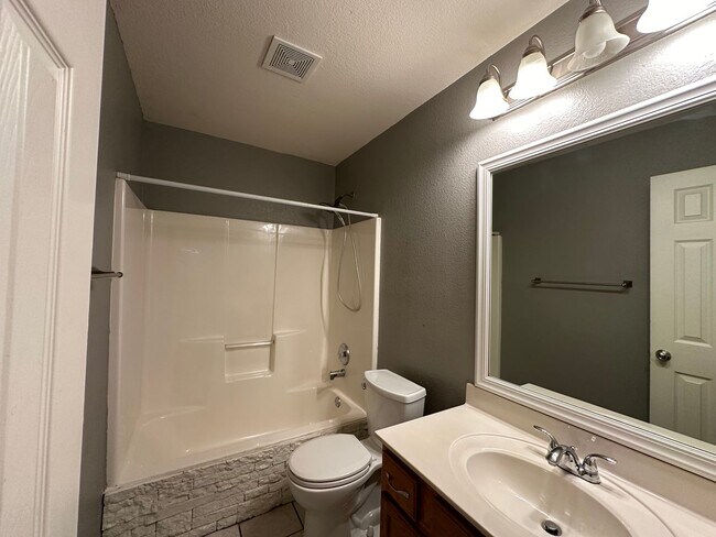Building Photo - 209 Tripp Trail