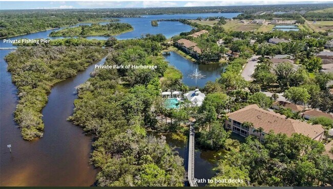 Building Photo - ANNUAL UNFURNISHED 2 bed 2 bath ground flo...