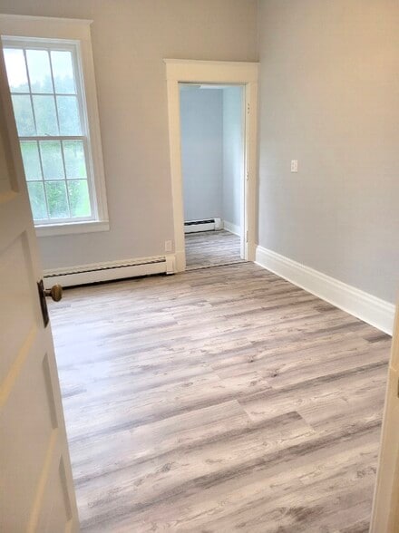 Building Photo - 2780 Girdle Rd