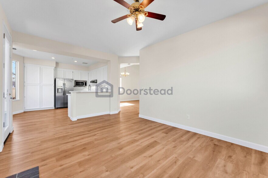 Building Photo - 3447 Quarry Park Dr