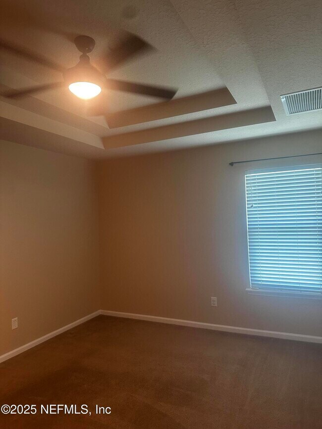 Building Photo - 45157 Ingleham Cir