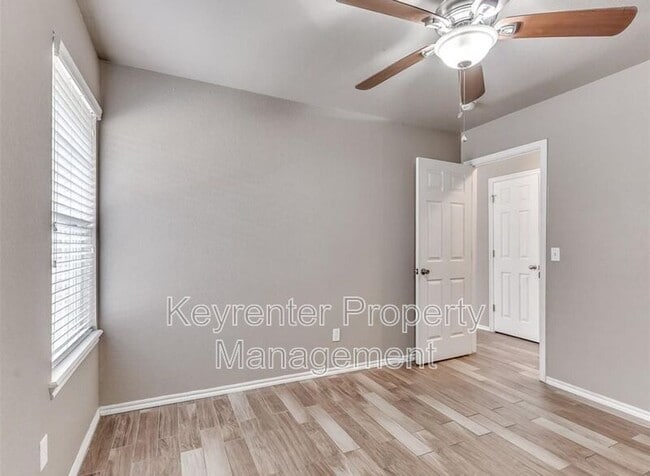 Building Photo - 517 Cherokee Gate Dr