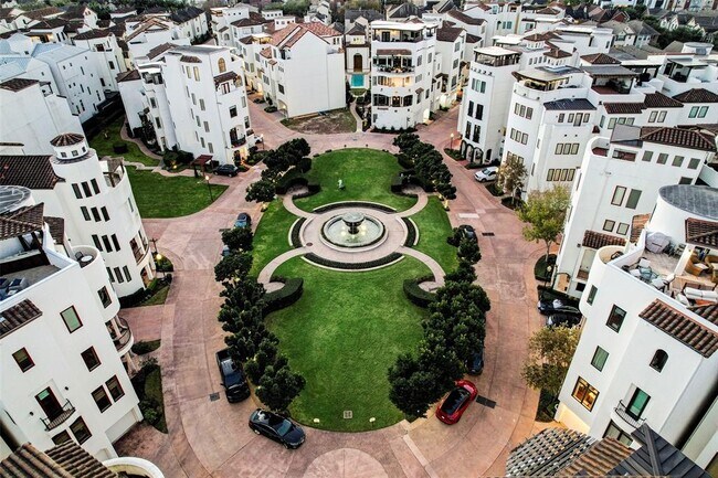 Building Photo - 110 Calle Catalina Pl