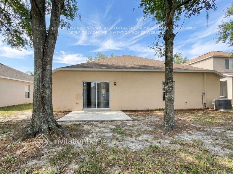 Building Photo - 35001 Meadow Reach Dr