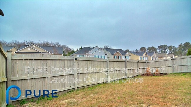 Building Photo - 995 Yarrow Ln