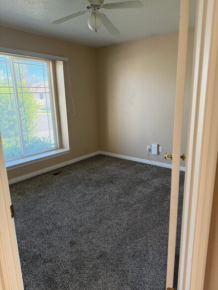 Building Photo - 258 Rawlins Ln