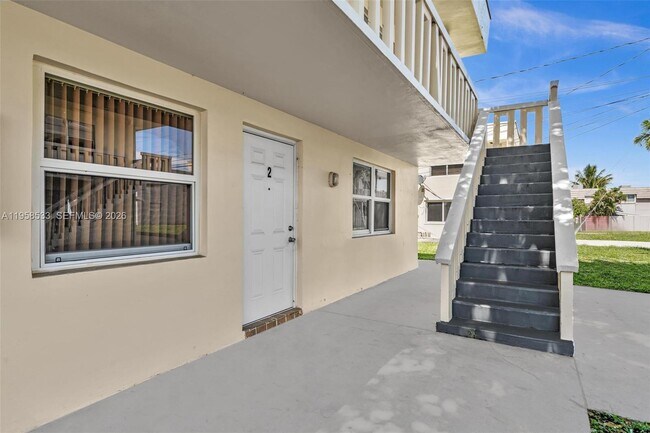 Building Photo - 3660 SW 60th Ave