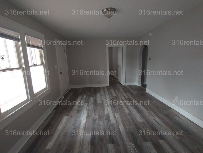 Building Photo - 1818-18185 S Ida St