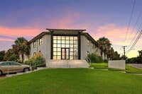 Building Photo - 7770 Meadow Rd