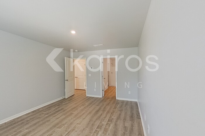 Building Photo - 2826 Jordan Ave