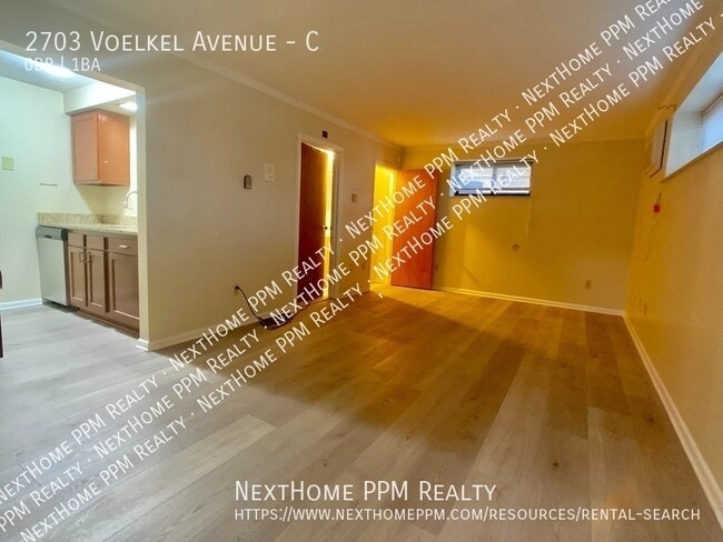 Building Photo - 2703 Voelkel Ave