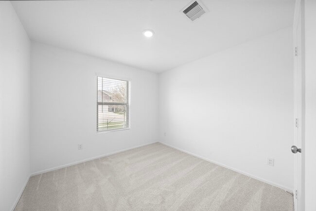 Building Photo - 2222 Still Bend Ln