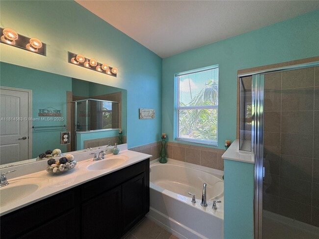 Building Photo - 24921 SW 118 Ct