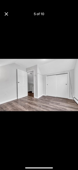 Building Photo - 233 Pine St