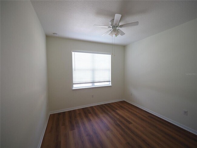 Building Photo - 8140 Enclave Way