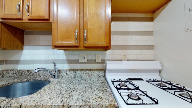 Building Photo - 2400 41st St NW