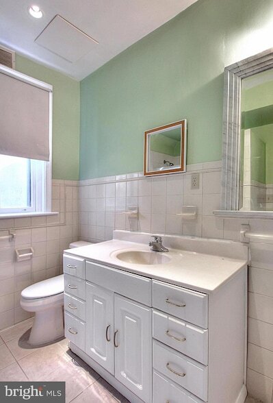 Building Photo - 1756 Park Rd NW