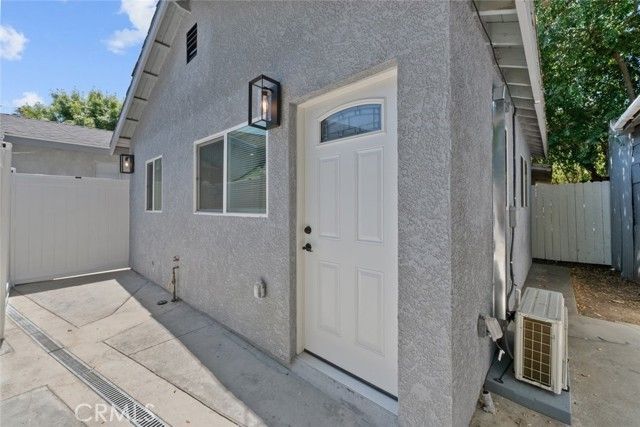 Primary Photo - 1314 Pico St
