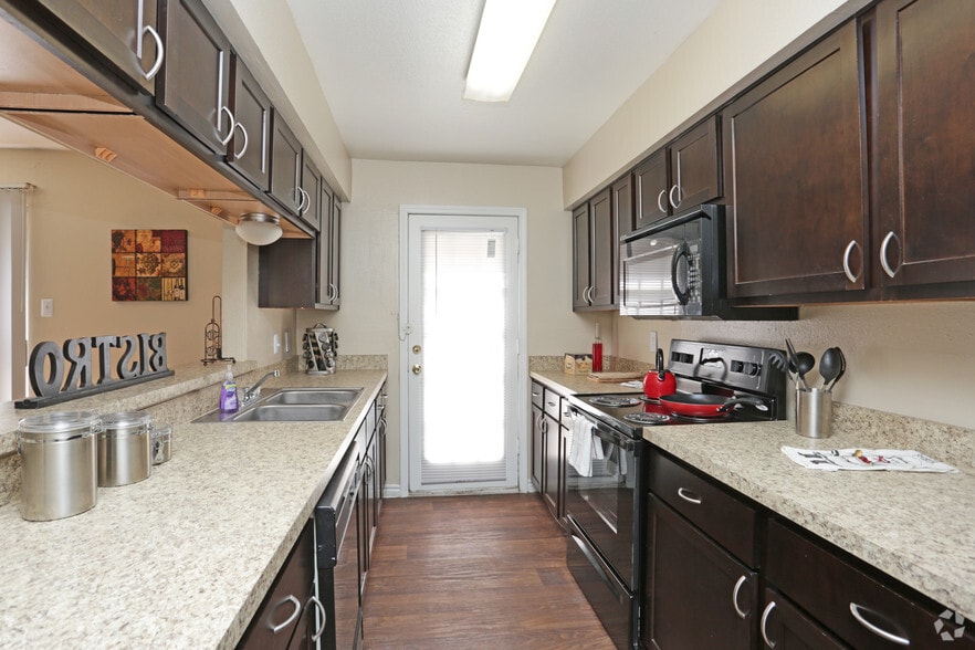 Belmont Place/La Fontaine Houston, TX Apartment Finder