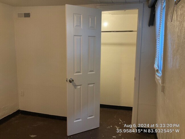 Building Photo - 1628 Clinch Ave