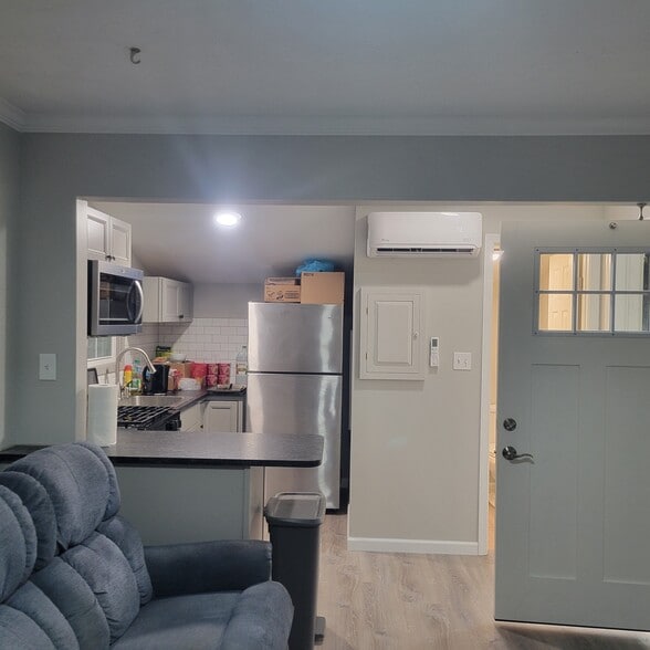 Building Photo - 288 Paulette Dr