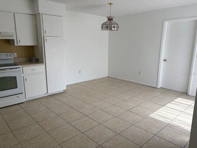 Building Photo - 7467 Mead Dr