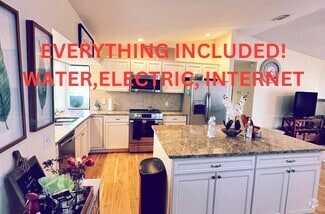 Building Photo - 607 SW Lucero Dr