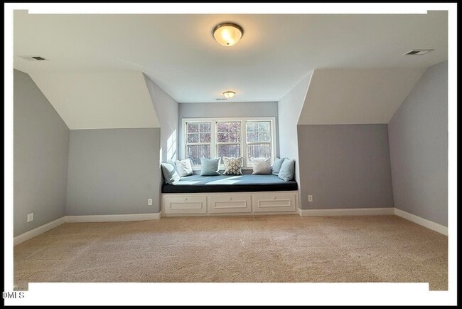 Building Photo - 8025 Debenham Dr