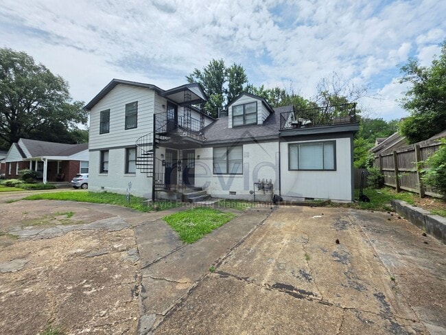 Building Photo - 3523 Barwood Cir