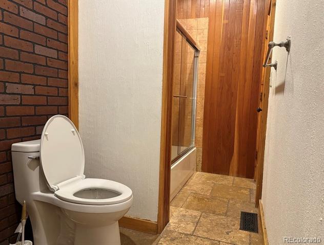 Building Photo - 4353 Kalamath St