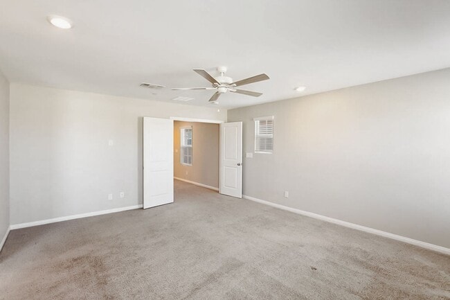 Building Photo - 5 Bedroom Home In Inspirada With Bed And F...