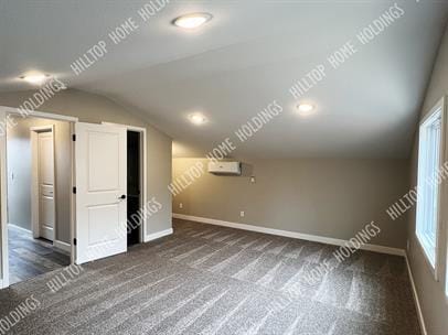 Building Photo - 2 Oak Hill Rd