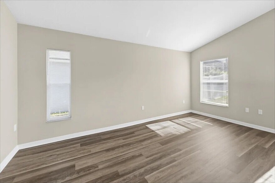 Building Photo - 10219 Merrimac Manor Dr